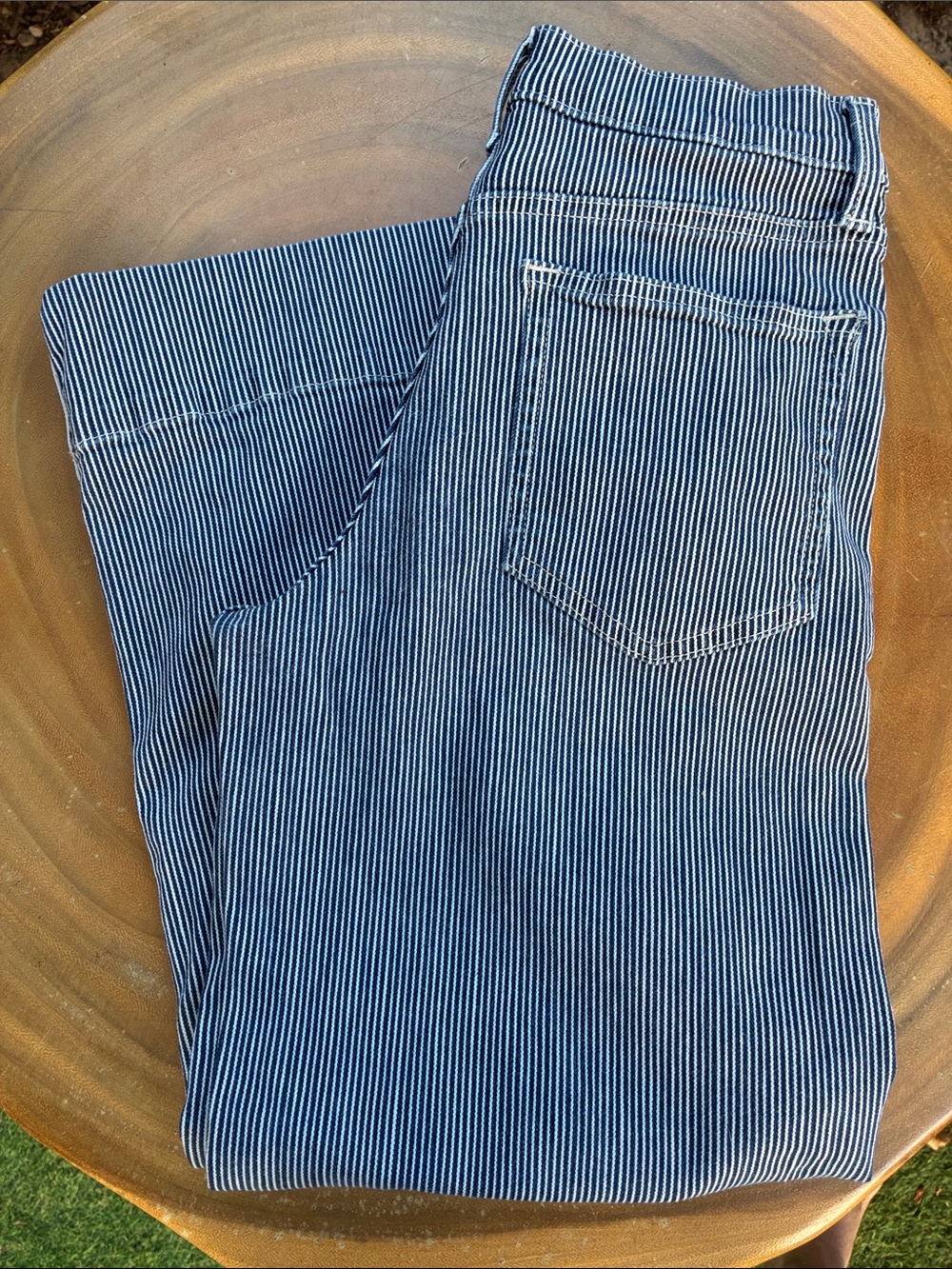 GAP Women’s Navy and White Pinstripe Wide Leg Jeans